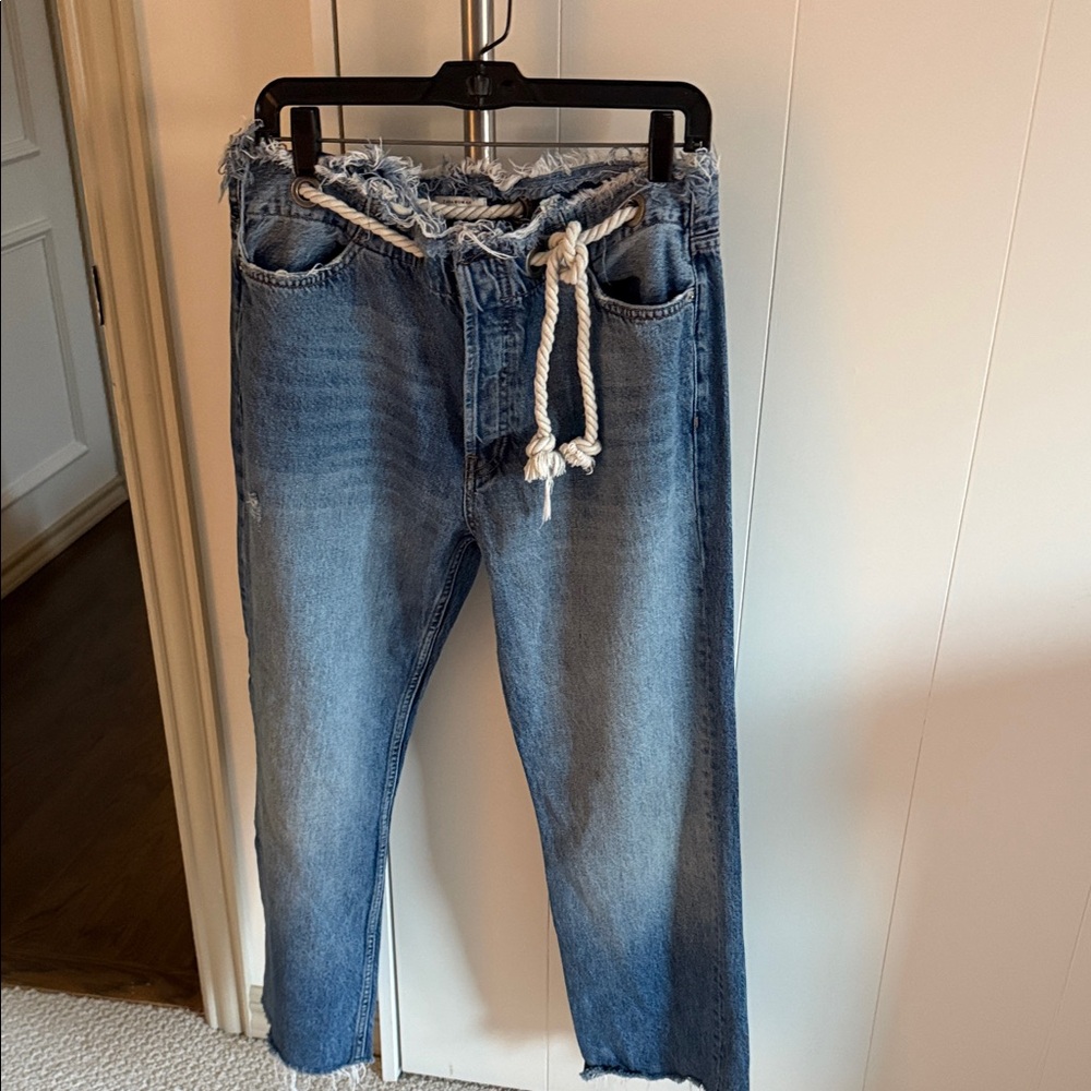 Zara Women's Cropped Jeans with Rope Belt Size 10